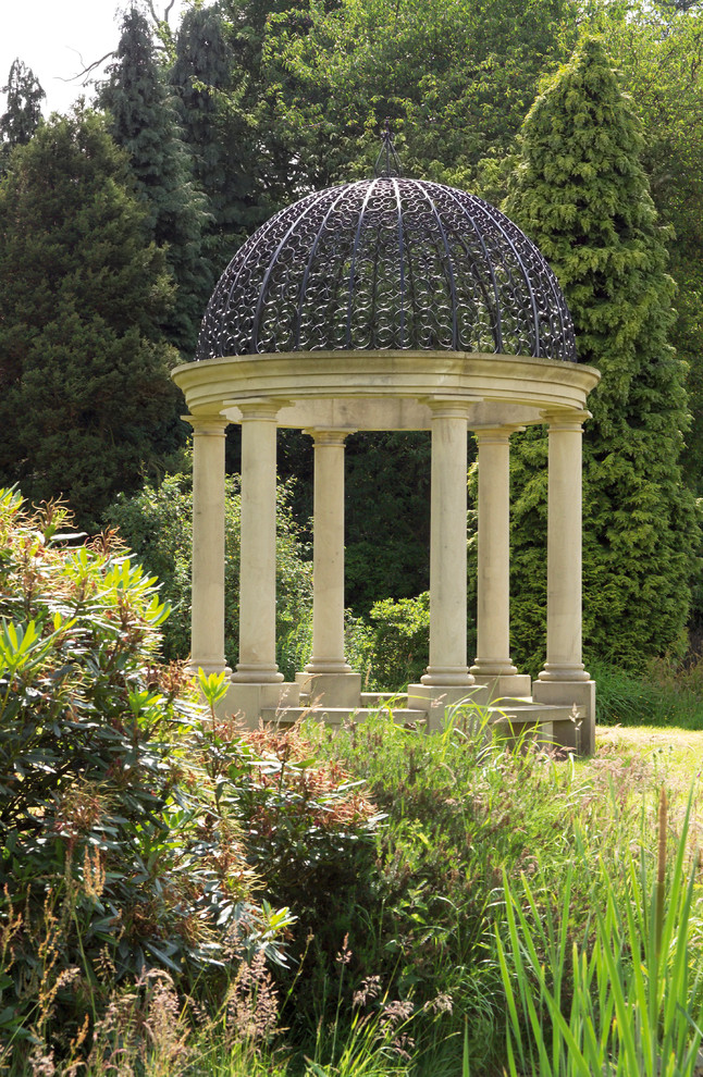 Klassischer Garten in Cheshire