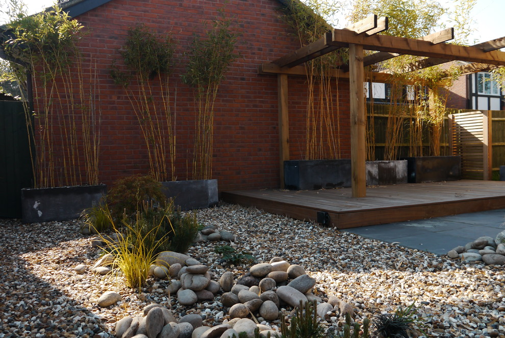 Moderner Garten in Hertfordshire