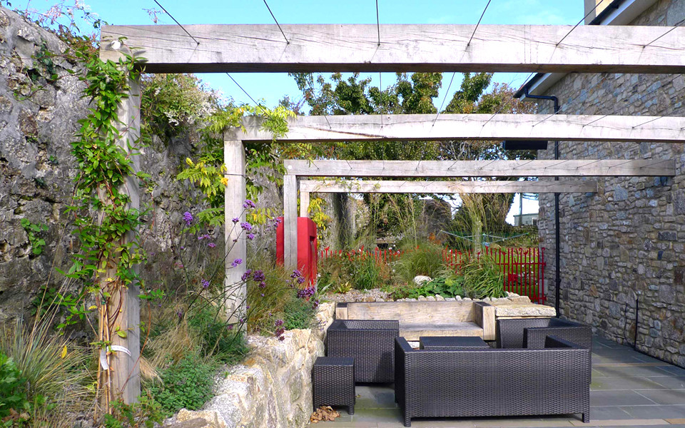 Outdoor dining pergola Contemporary Garden Cornwall Houzz IE