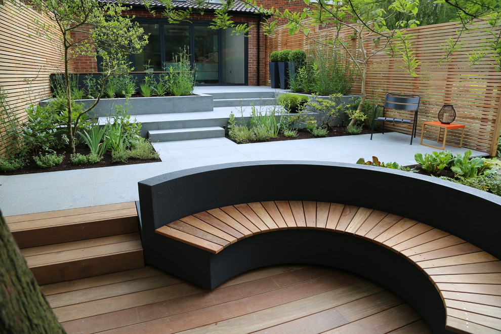Design ideas for a contemporary garden in Hertfordshire.