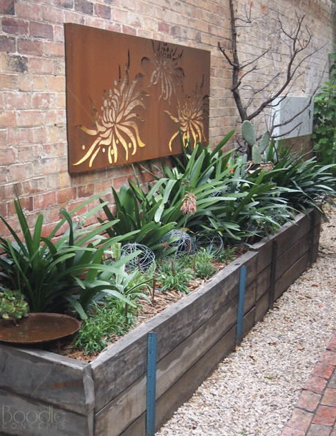This is an example of a rustic garden in Melbourne.