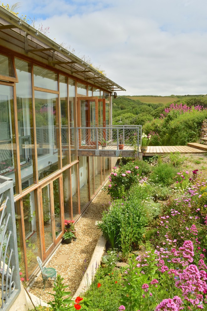 Design ideas for a contemporary garden in Cornwall.