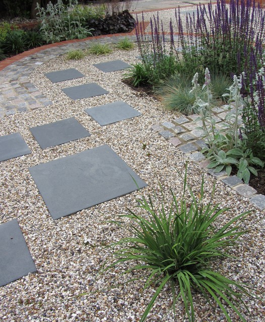Stylish Front Garden - Modern - Garten - Buckinghamshire - von
