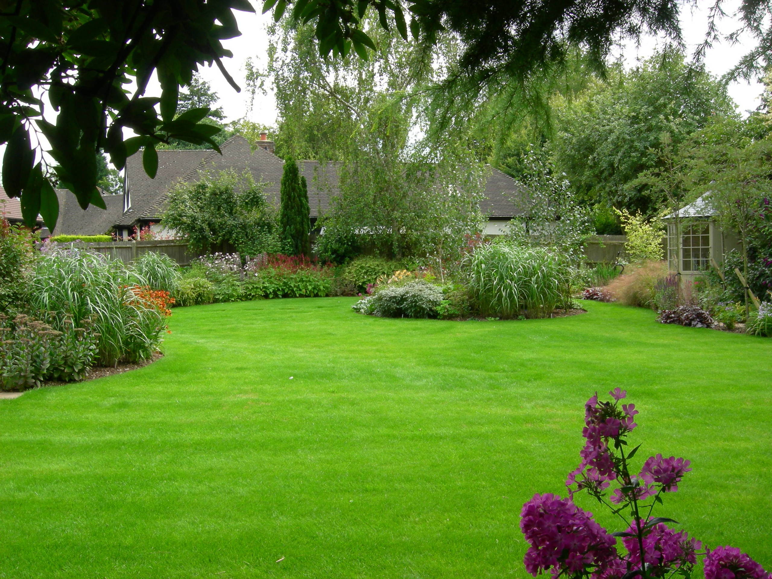 Hinterhof Landschaftsbau Ideen Kein Gras - Gartenweg Anlegen Aus Kies