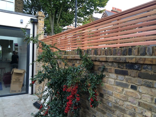 Top of wall Fencing - Contemporary - Landscape - Kent - by The Contemporary  Fencing Company | Houzz