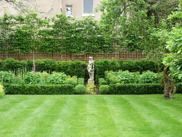 Traditional Family Garden with Sandstone Terrace - Traditional - Garden ...