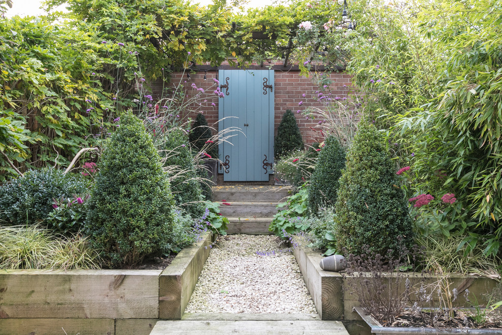 Foto de jardín de estilo de casa de campo con gravilla