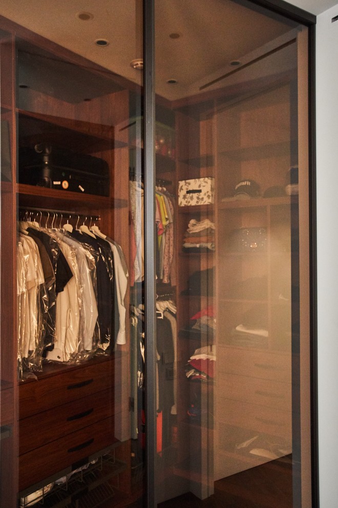 Bild på en funkis garderob