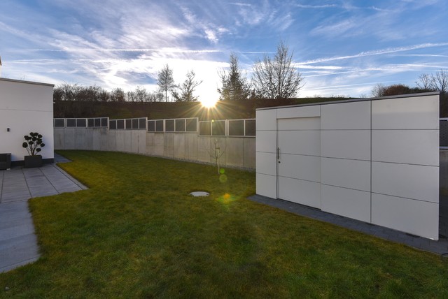 Gersthofen Augsburg Gartenhaus gart drei Contemporary Garden