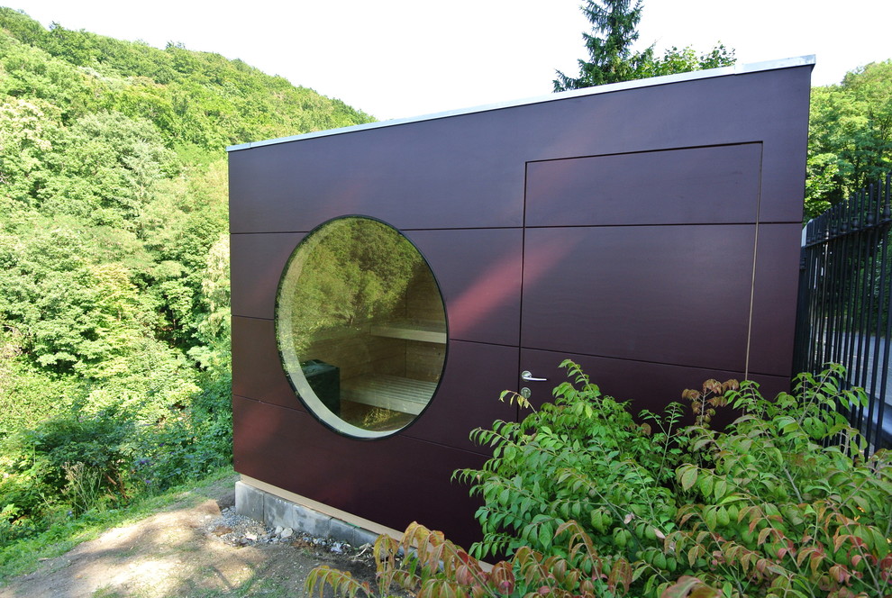 Sauna und Gartenhaus, Kubus III Contemporary Shed Munich by