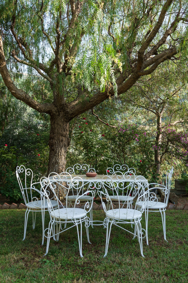 カターニア／パルレモにあるトラディショナルスタイルのおしゃれな裏庭の写真