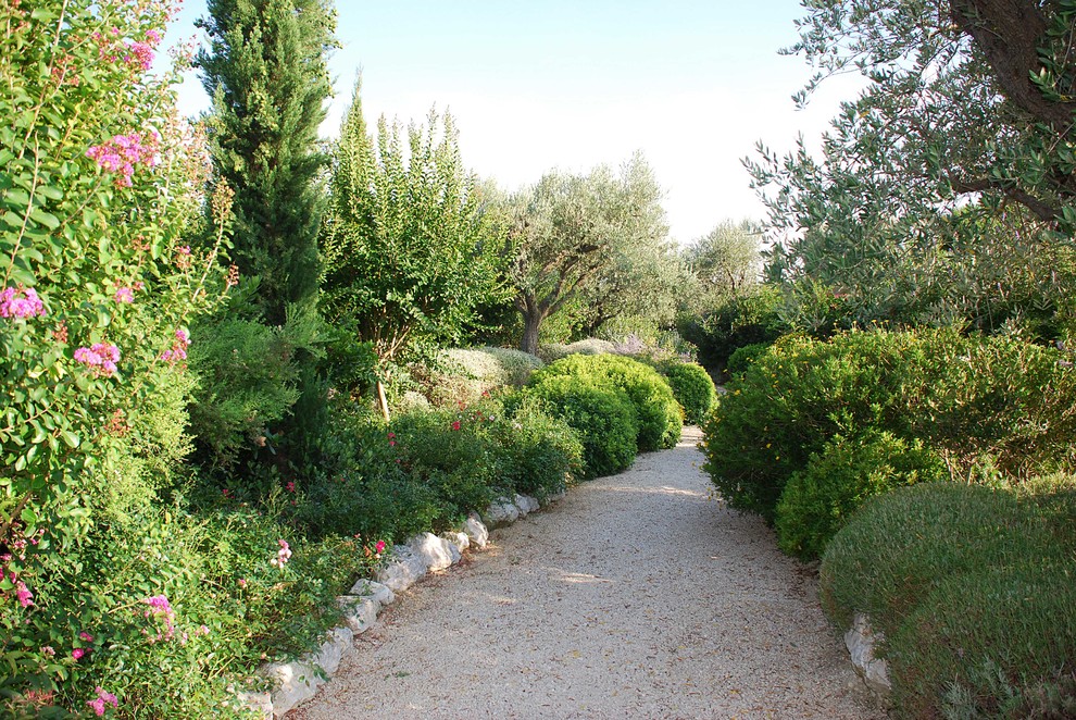 Idée de décoration pour un jardin méditerranéen.