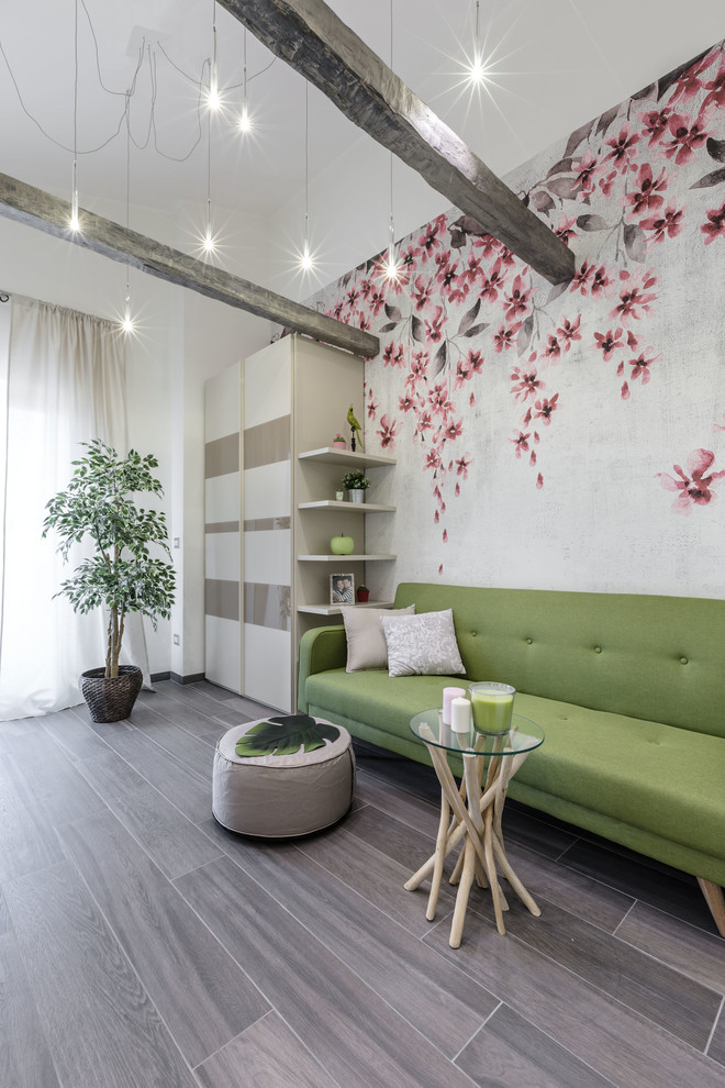 Idee per un soggiorno contemporaneo di medie dimensioni e aperto con pareti multicolore e pavimento in gres porcellanato
