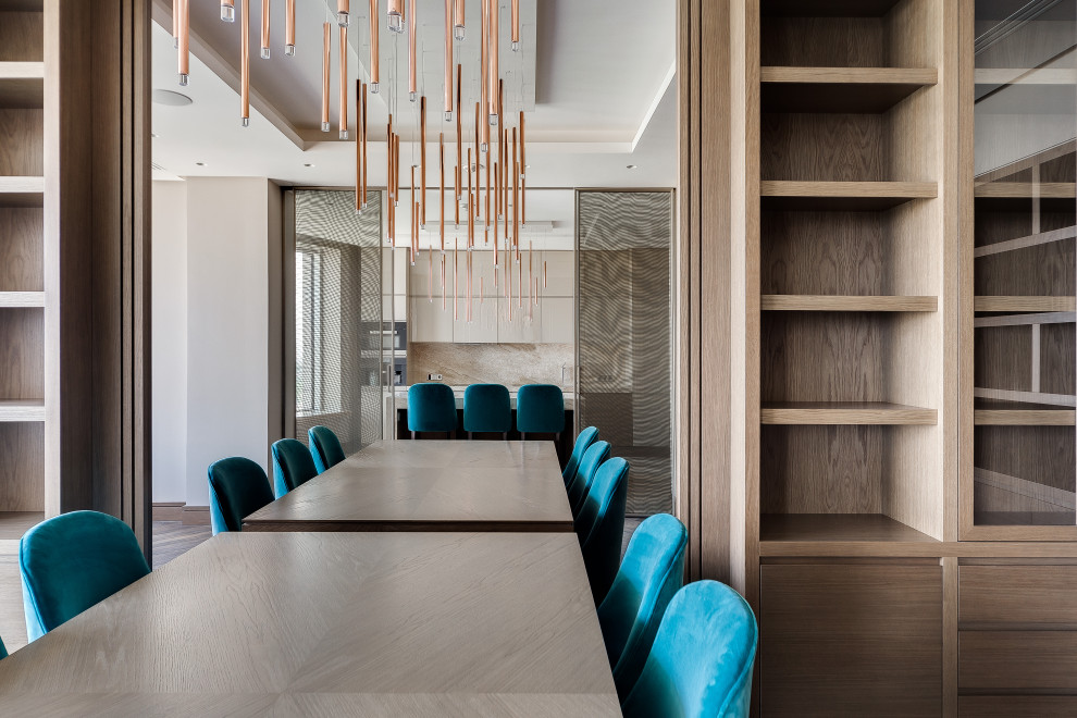 Idée de décoration pour une salle à manger design en bois.