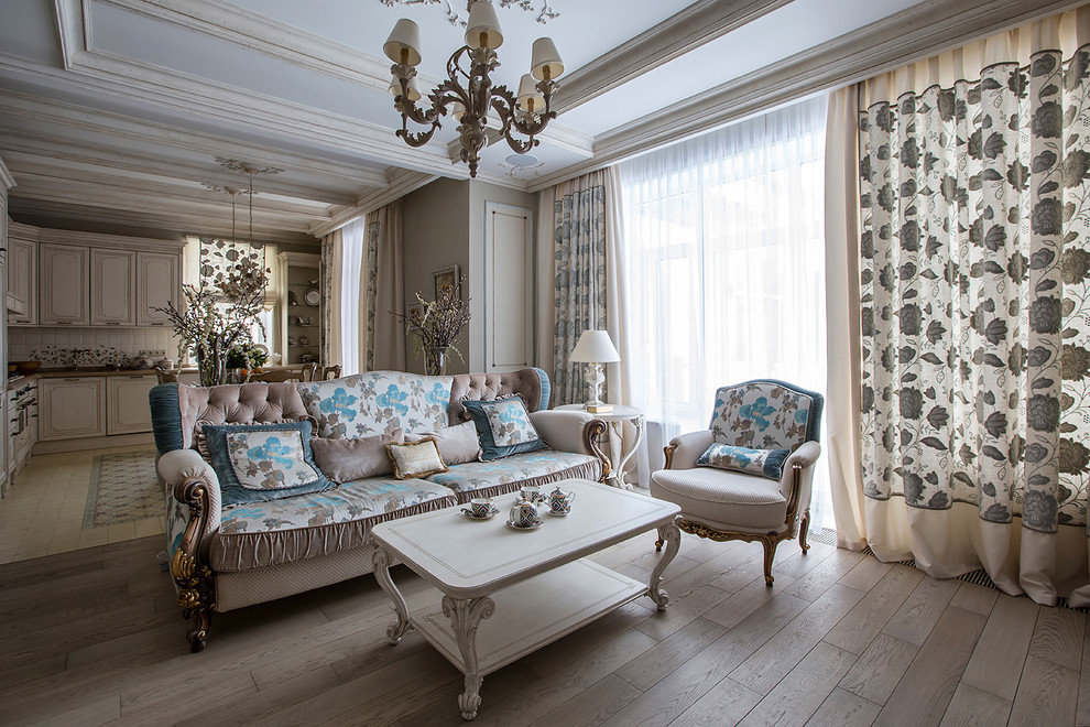 Elegant living room photo in Moscow