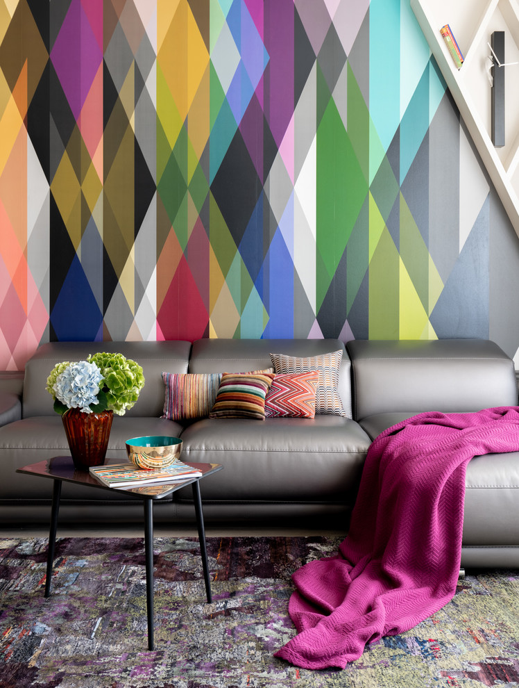 Ispirazione per un soggiorno boho chic di medie dimensioni con pareti multicolore