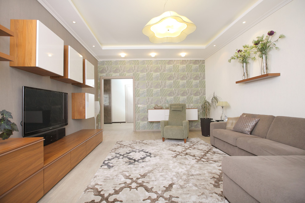 Immagine di un soggiorno minimal di medie dimensioni e chiuso con pareti beige, pavimento in linoleum e pavimento beige