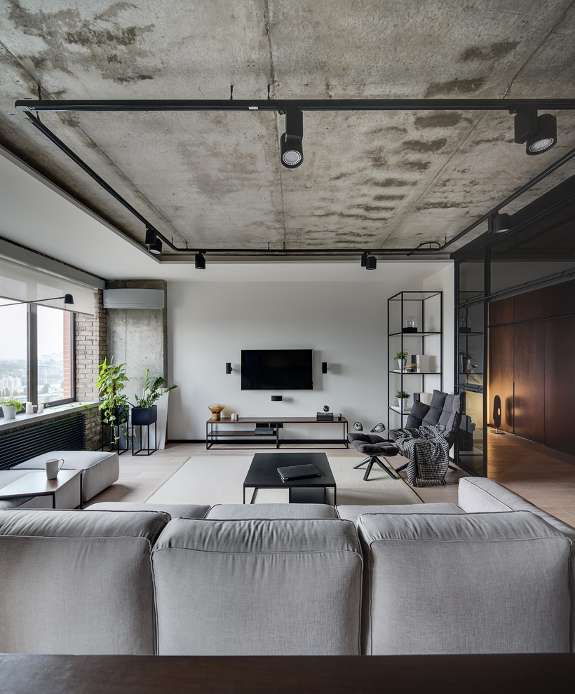 Industrial living room in Moscow.