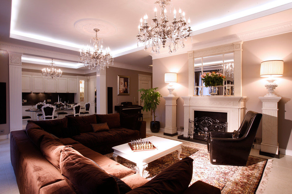 Пример оригинального дизайна: объединенная гостиная комната в классическом стиле
