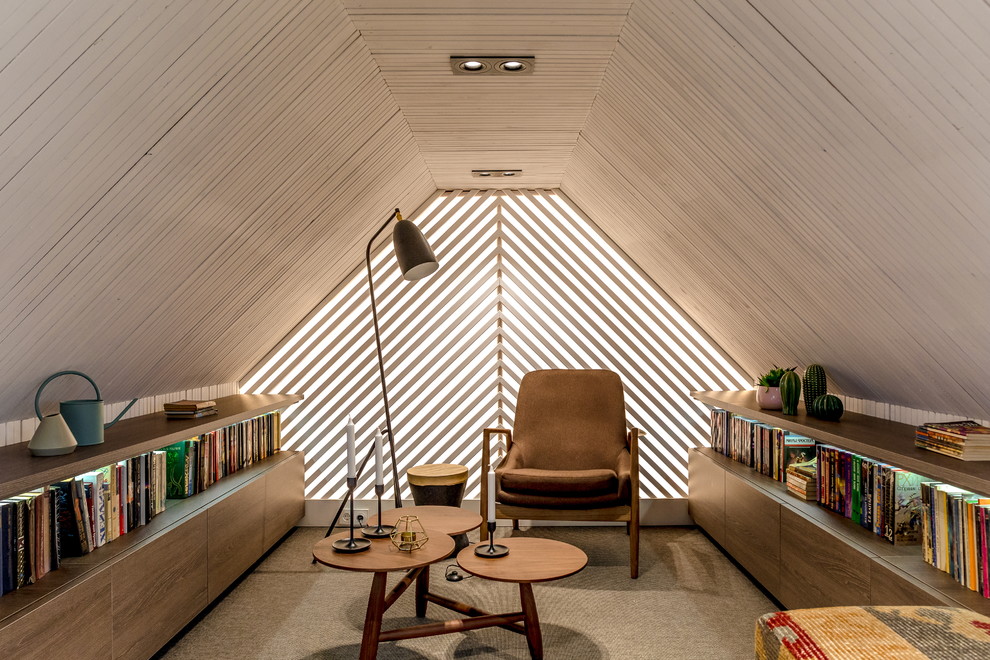 Inspiration pour une salle de séjour design avec un mur blanc, moquette et un sol gris.