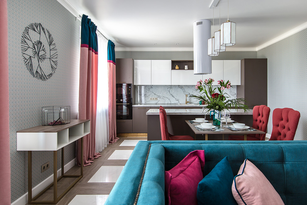 Стильный дизайн: парадная, открытая, объединенная гостиная комната среднего размера в современном стиле с серыми стенами - последний тренд