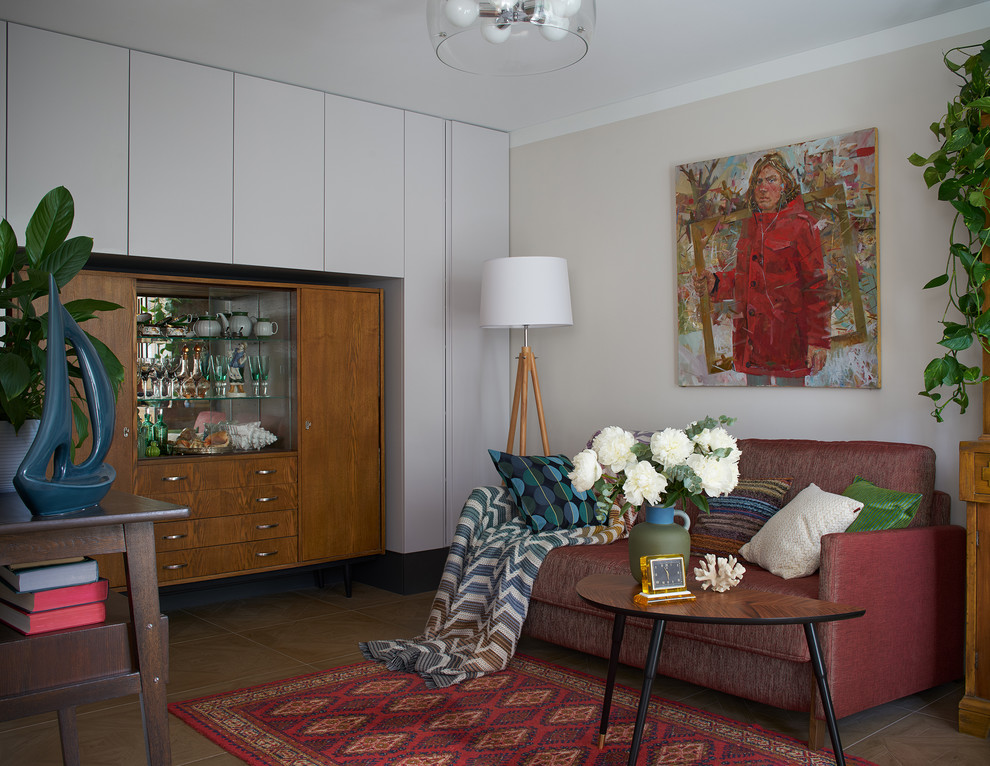 This is an example of a small bohemian living room in Yekaterinburg with porcelain flooring, beige walls, a home bar, no fireplace and feature lighting.