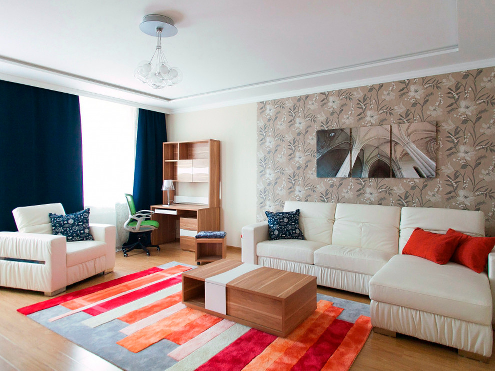 Modernes Wohnzimmer in Sankt Petersburg