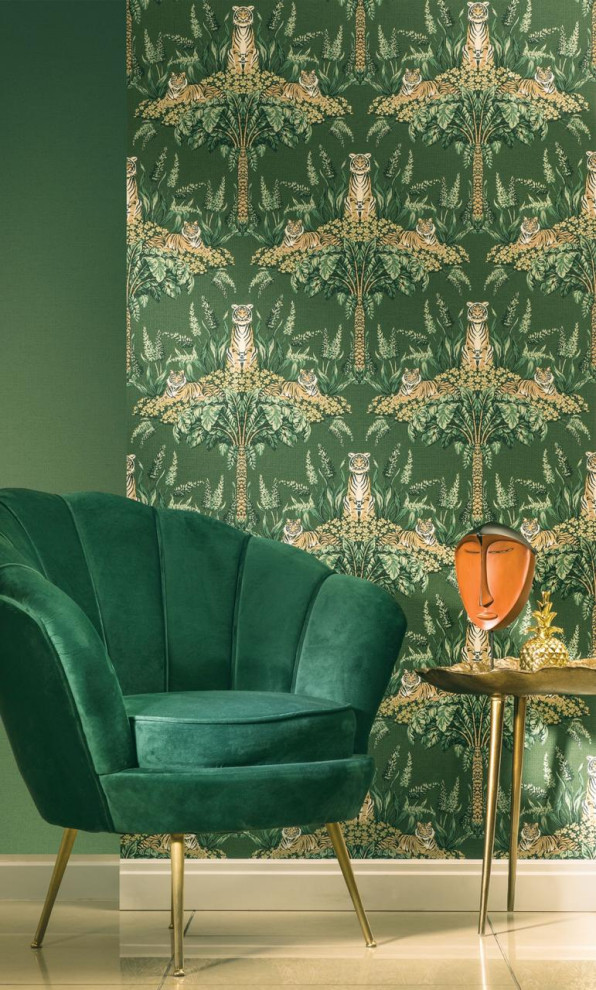 Свежая идея для дизайна: гостиная комната среднего размера в современном стиле с зелеными стенами и обоями на стенах - отличное фото интерьера