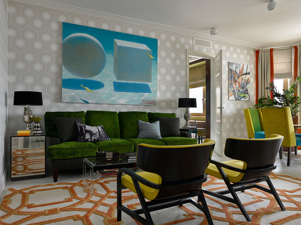 Inspiration för ett eklektiskt vardagsrum, med ett finrum och flerfärgade väggar