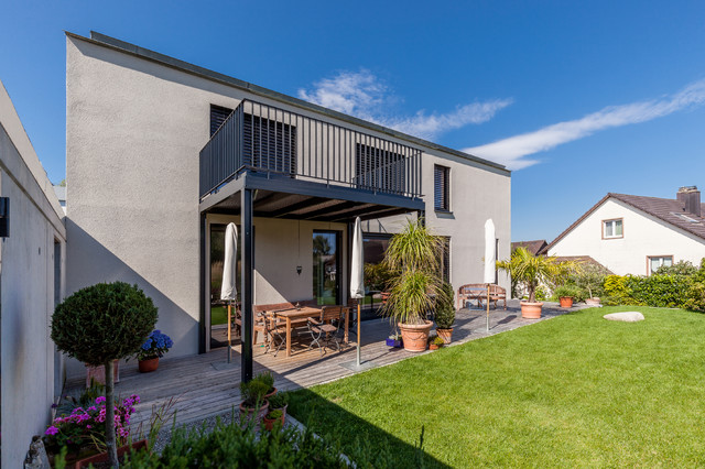 Elegantes, modernes Holzhaus - Modern - Häuser - Berlin - von Fluck