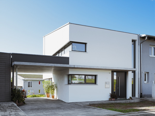 Frontansicht mit Carport - Modern - Häuser - Berlin - von architectoo |  Houzz