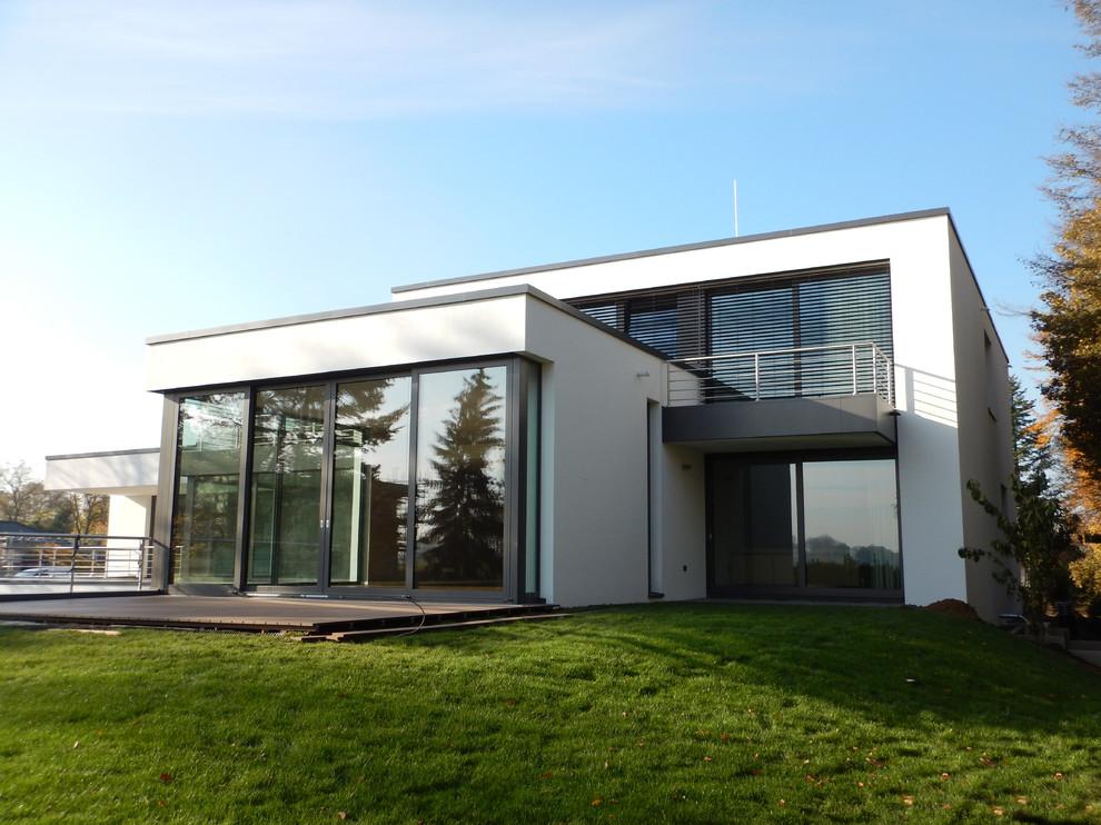 Haus R Staffelgeschoss-Interpretation - Contemporary - Exterior