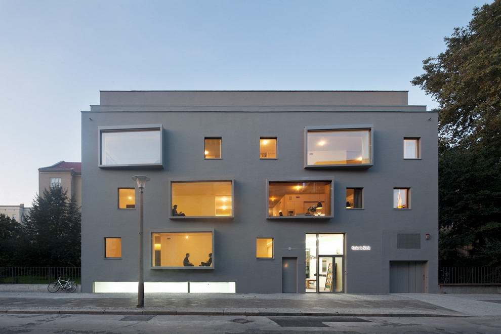 Design ideas for a contemporary house exterior in Berlin.