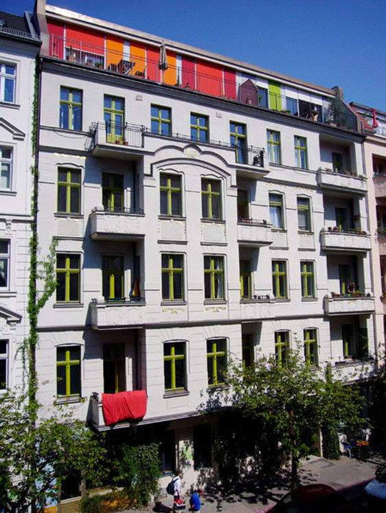 Modernisierung und Instandsetzung Mietshaus mit Dachausbau