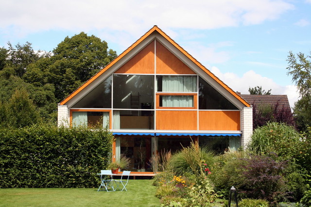 Neubau Einfamilienhaus in Niedrigenergiebauweise - Modern - Häuser