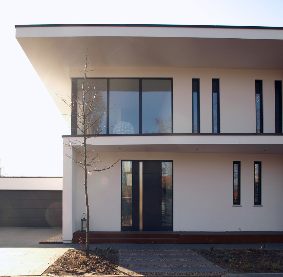 Photo of a modern house exterior in Hamburg.