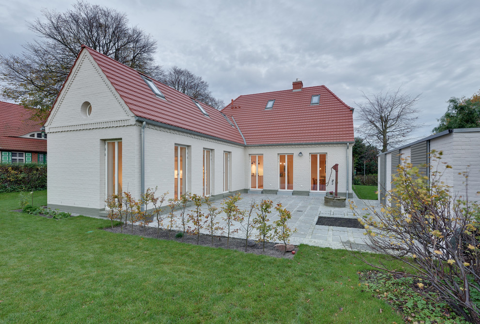 Inspiration for a timeless exterior home remodel in Berlin
