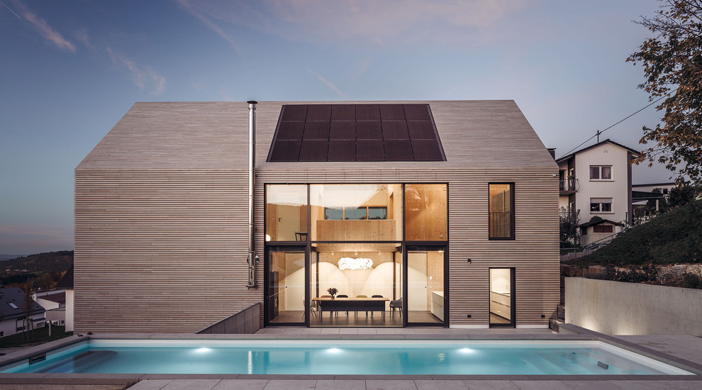 Huge modern exterior home idea in Stuttgart