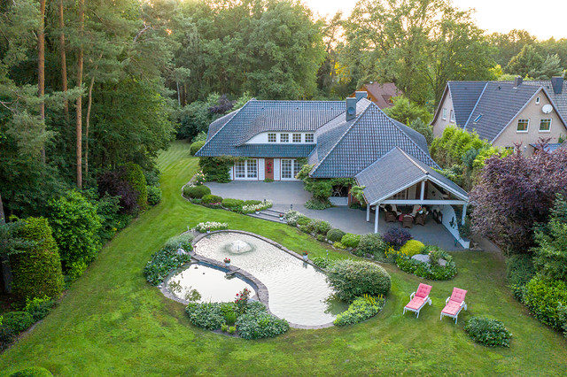 Superschönes Haus mit Waldgrundstück Country House Exterior