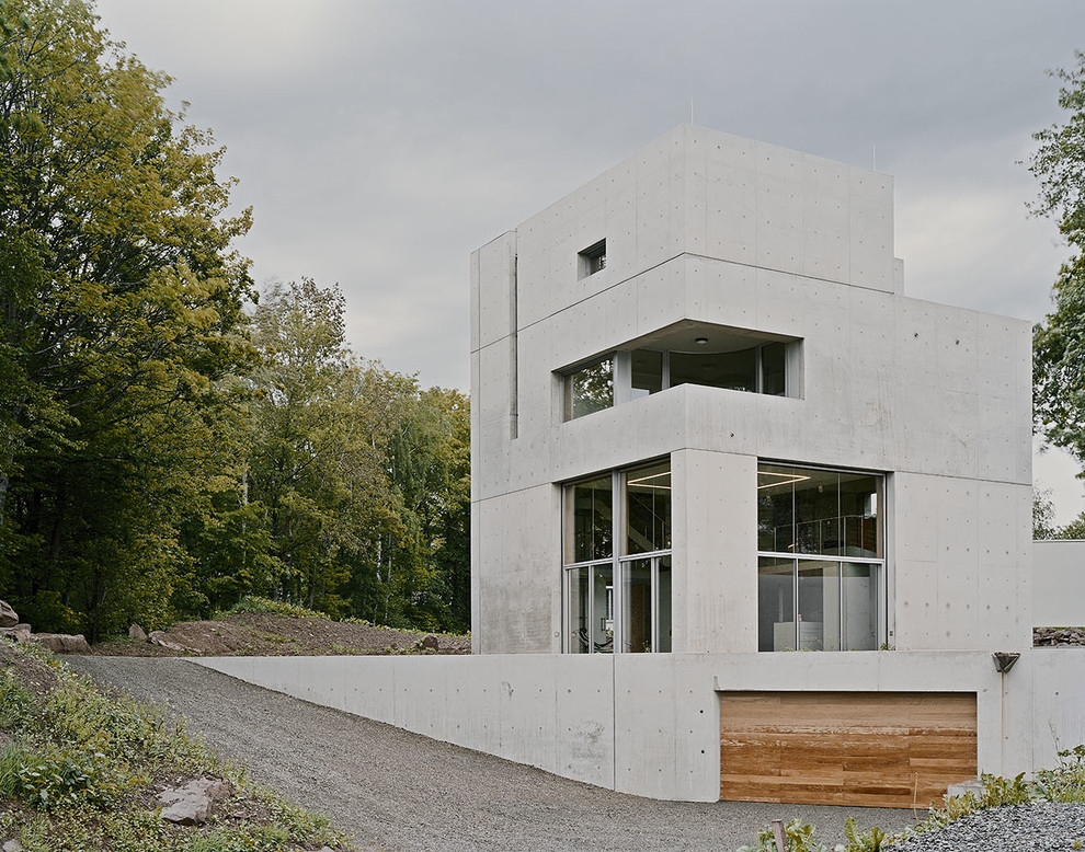 Design ideas for a modern house exterior in Stuttgart.