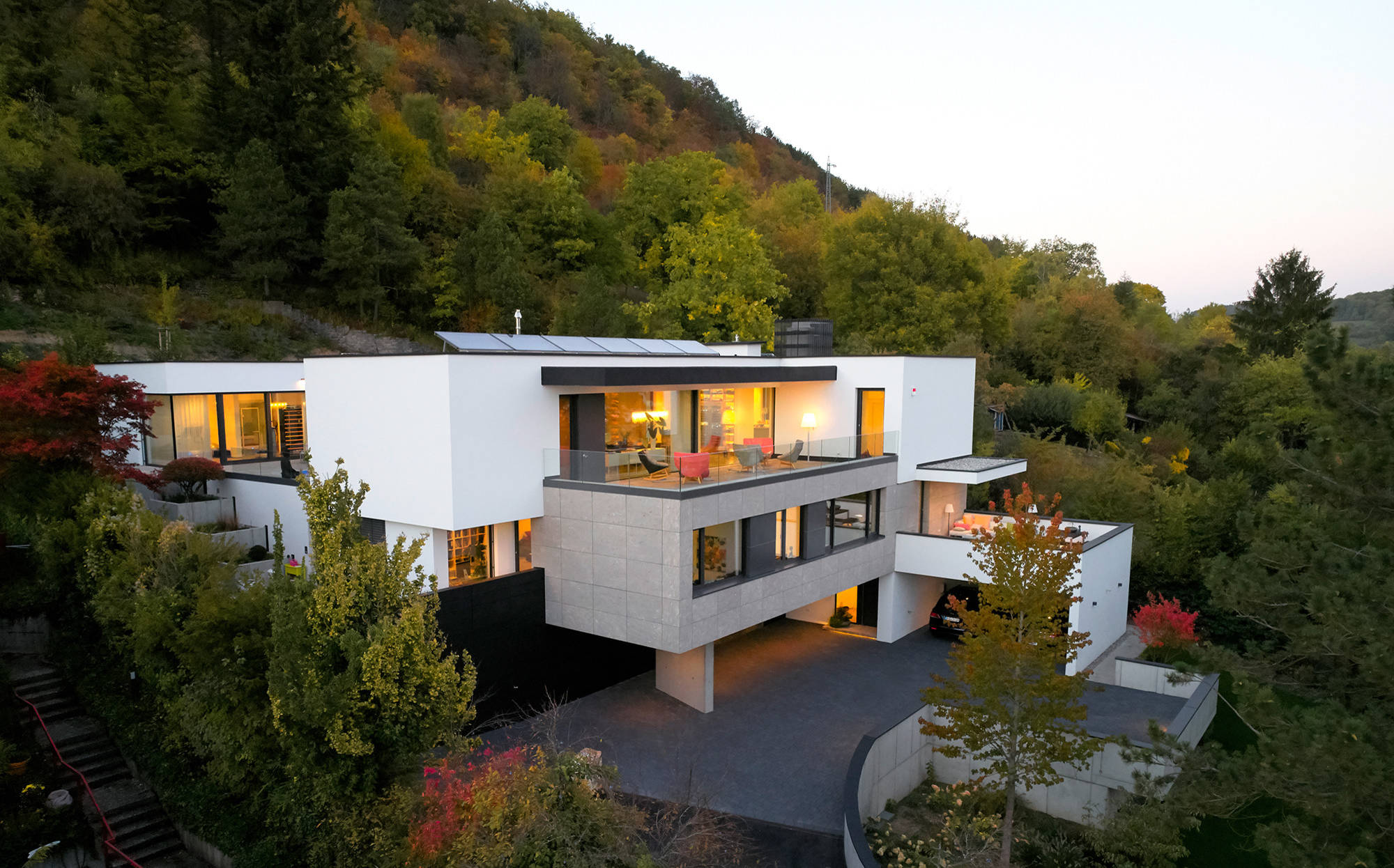 Villa am Hang - Contemporary - Exterior - Stuttgart - by Lazi + Lazi  Fotografie und Bildbearbeitung | Houzz