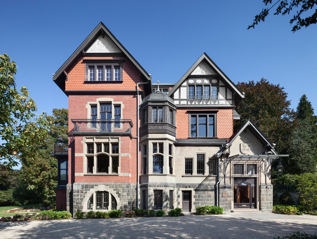 Villa Boltenberg / Villa Mittelsten Scheid in Wuppertal - Traditional ...