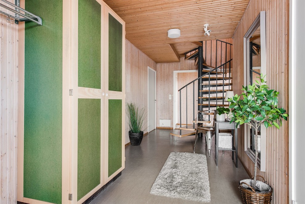 Immagine di un ingresso o corridoio minimalista di medie dimensioni con pavimento in linoleum e pavimento grigio