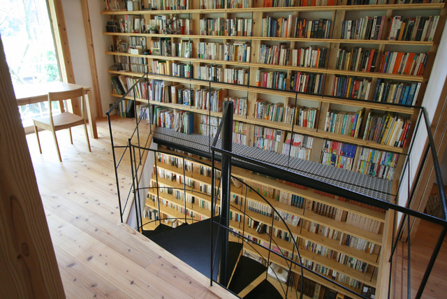 Scaffali Per Libri Dentro Una Libreria, Libri Antichi, Biblioteca