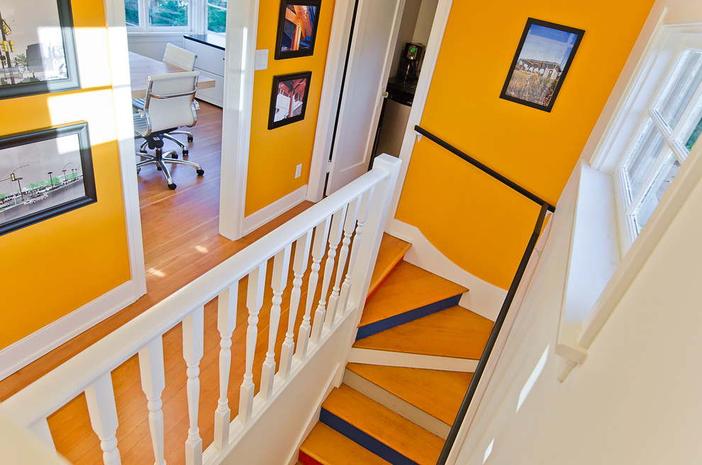 Staircase - small modern staircase idea in Vancouver