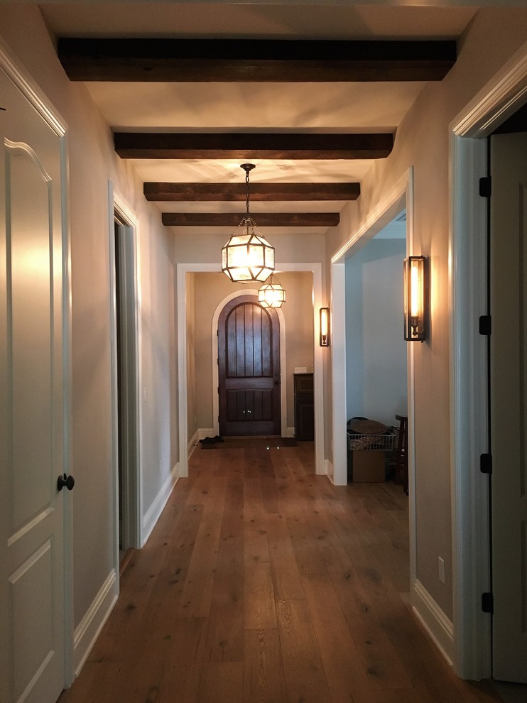 Example of a country hallway design in Tampa