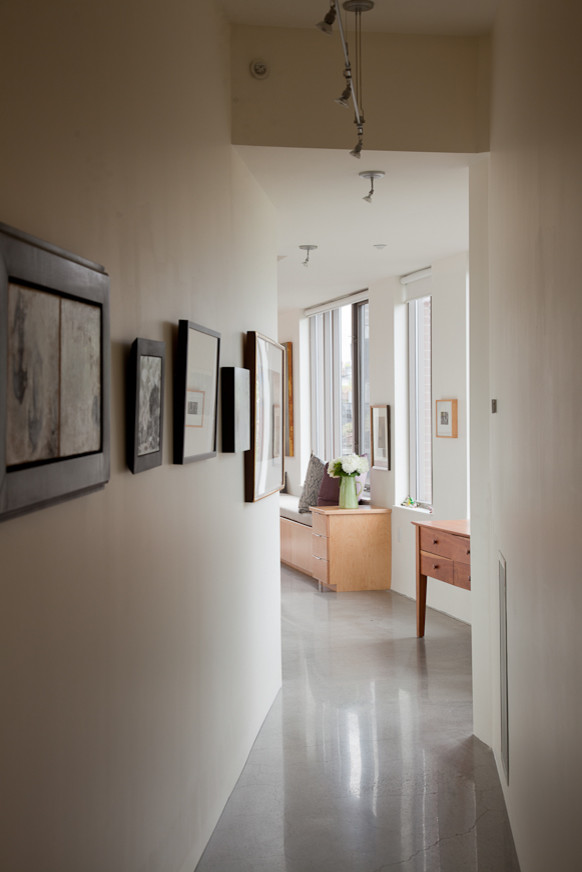 Источник вдохновения для домашнего уюта: коридор в современном стиле