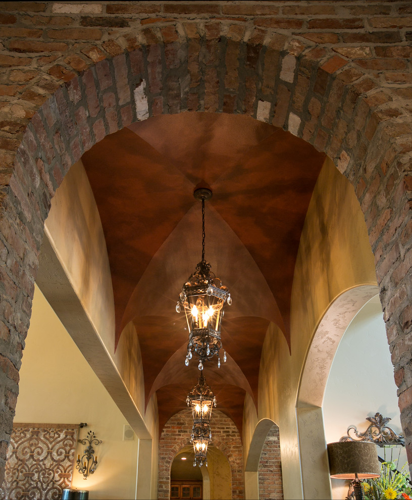 Пример оригинального дизайна: коридор в средиземноморском стиле