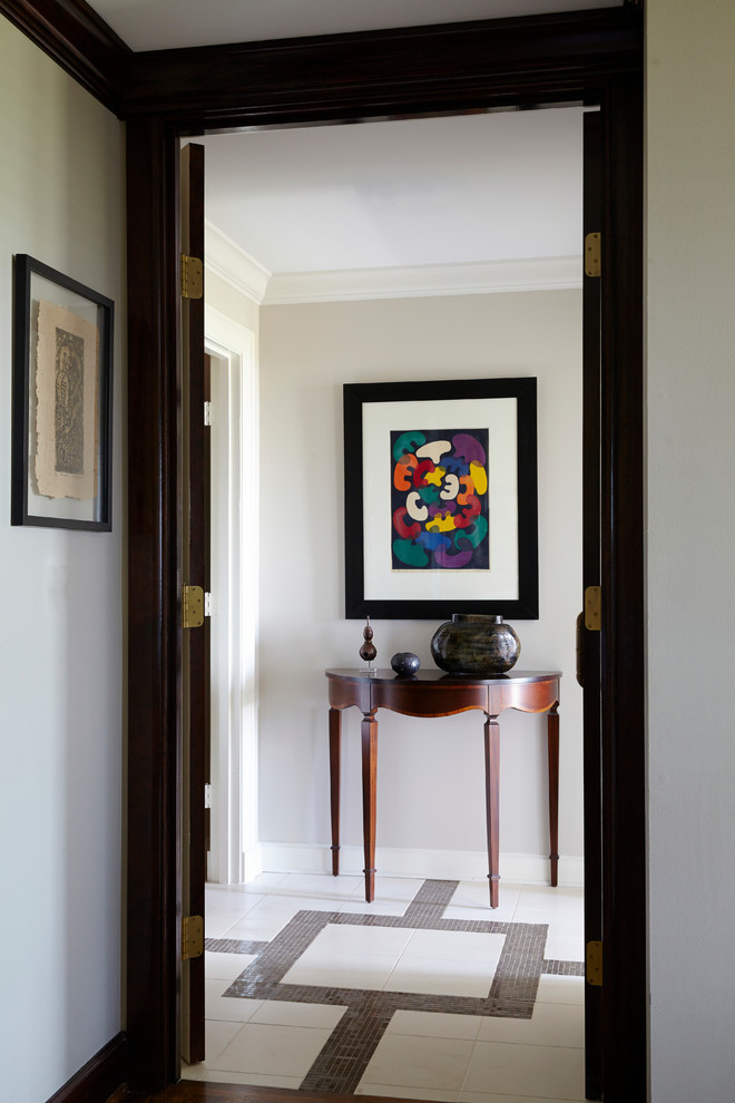Example of a transitional hallway design in Birmingham