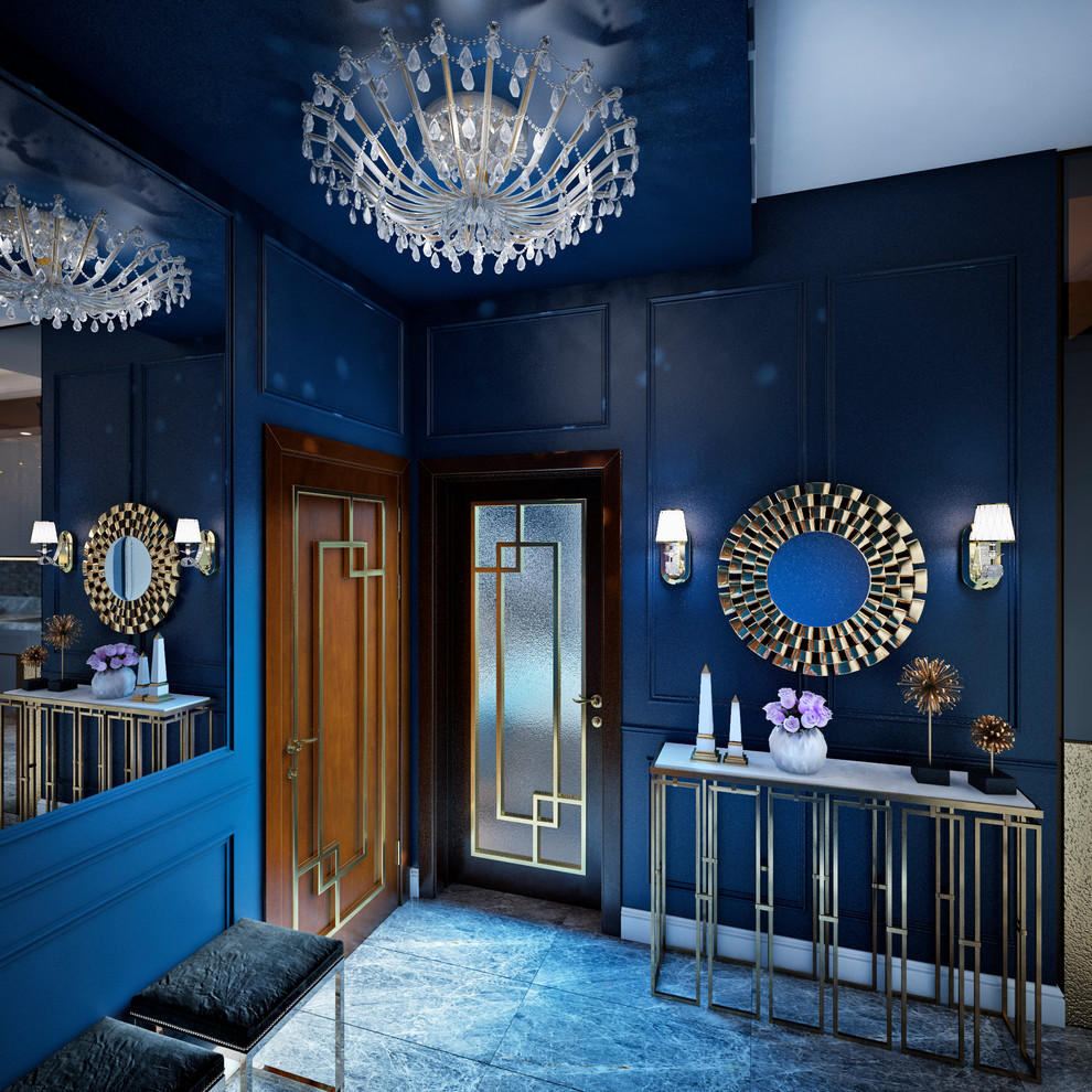 Idée de décoration pour un petit couloir tradition avec un mur bleu, un sol en carrelage de céramique et un sol gris.